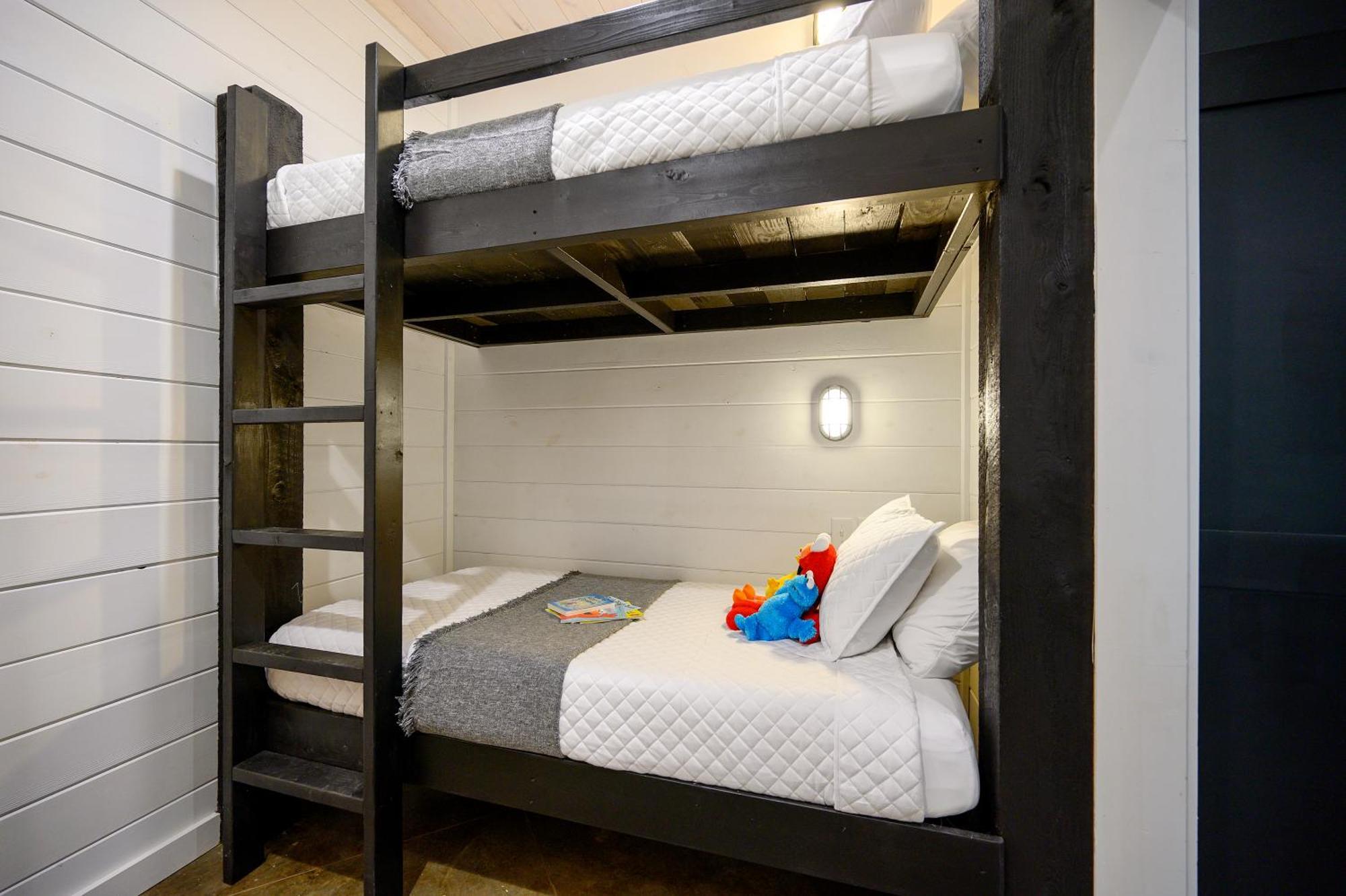 Two Knights Luxury Cabin Broken Bow Zewnętrze zdjęcie
